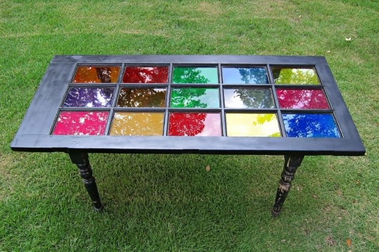 20 ιδέες για DIY κατασκευές με παλιές πόρτες