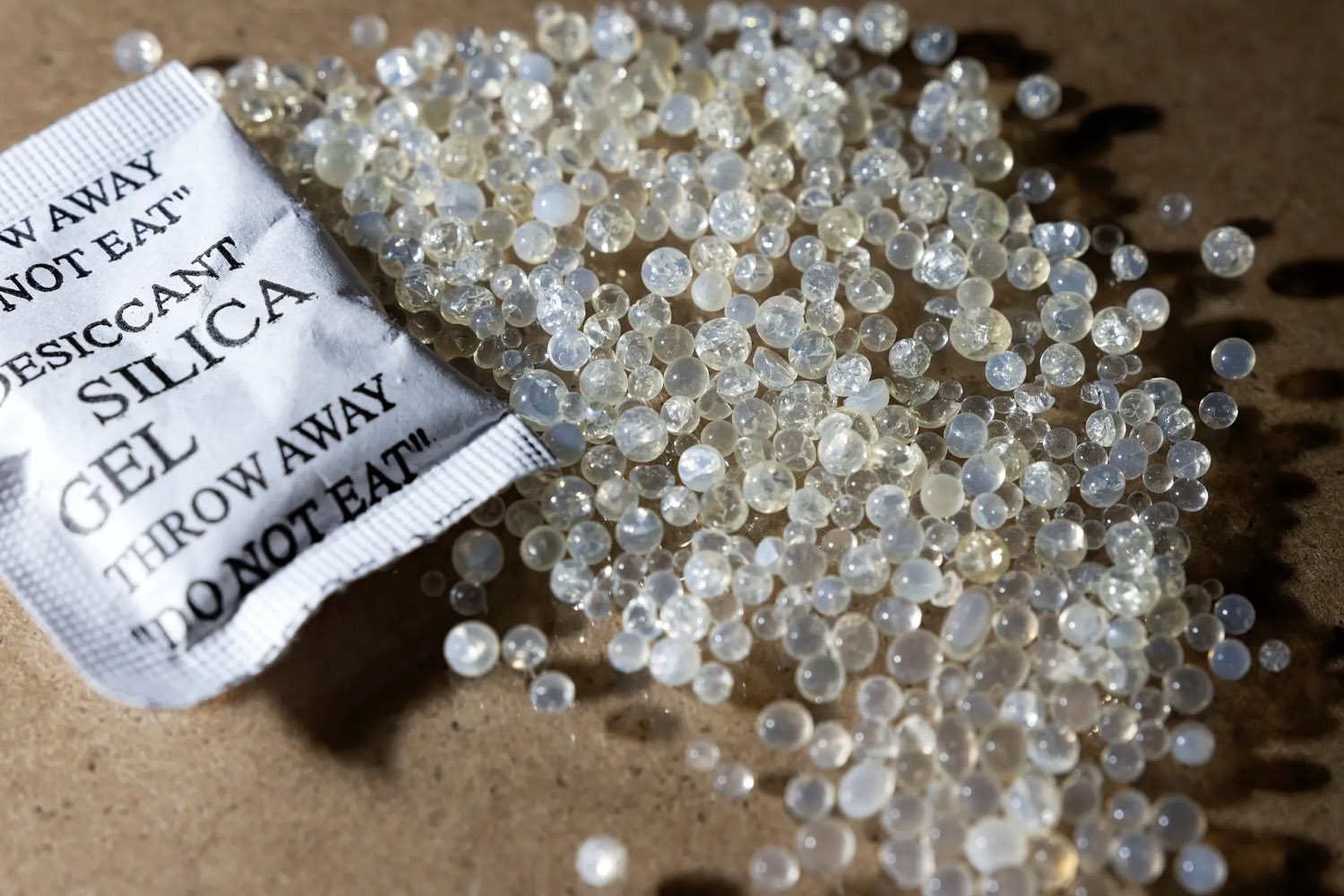 φακελάκι silica gel
