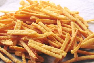 Σπιτικά πακοτίνια με 4 υλικά σαν του περιπτέρου: Εύκολη συνταγή που γίνεται σε λίγα λεπτά