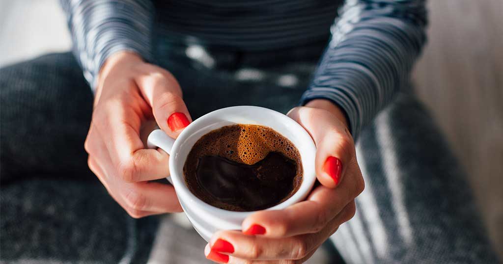 Καζεΐνη: Ο Λόγος που πρέπει να κόψεις το γάλα και τη ζάχαρη από τον καφέ