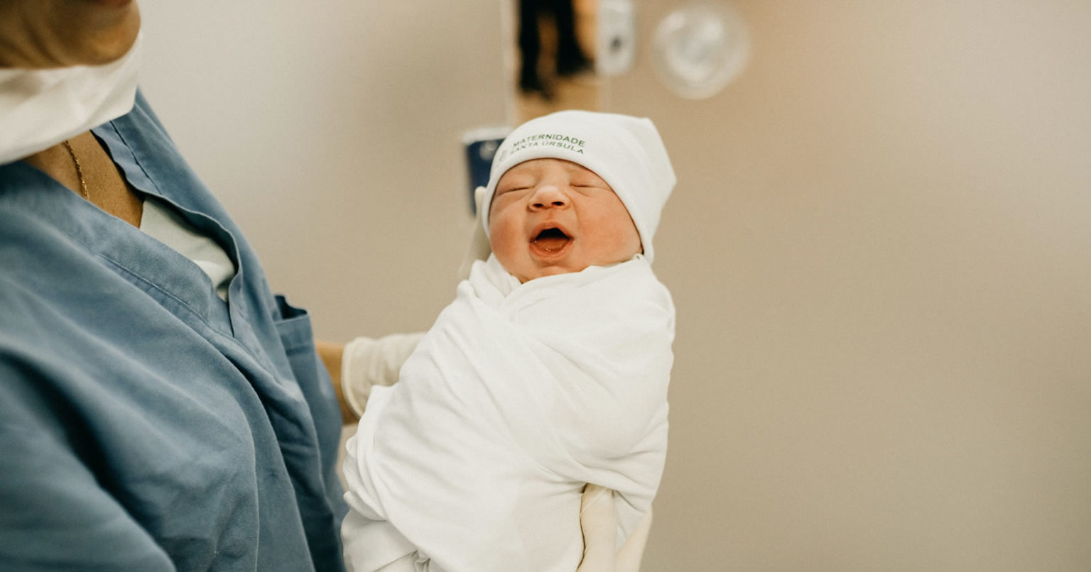 Ποιο τραγούδι έπαιζε τη μέρα που γεννήθηκες; Με ένα κλικ μάθε ποιο ήταν Νο1 της εποχής!