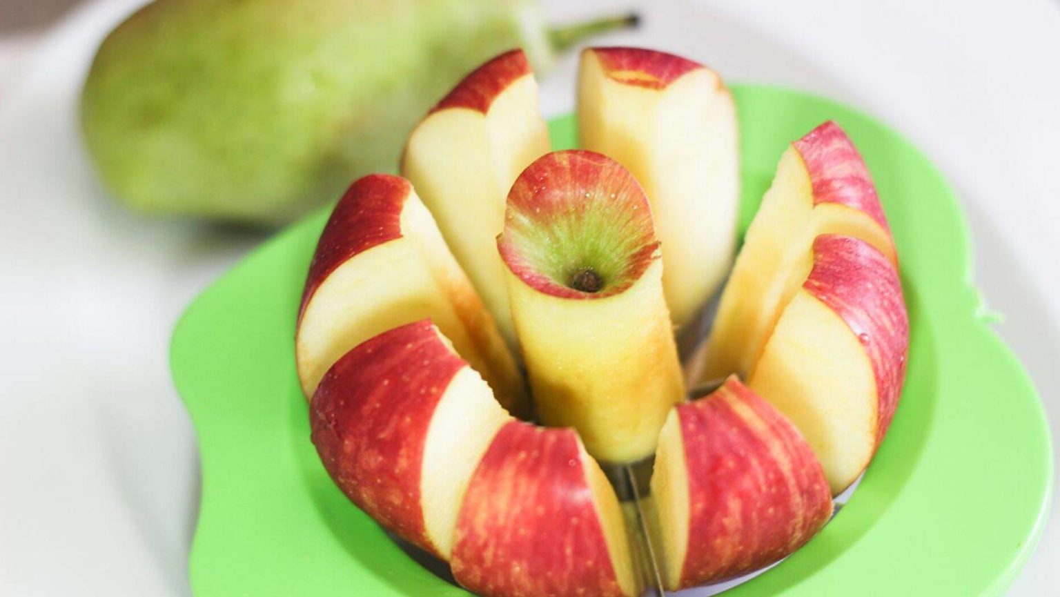 Τα Είδη Κουζίνας που Πρέπει να Πετάξετε από Συρτάρια και Ντουλάπια