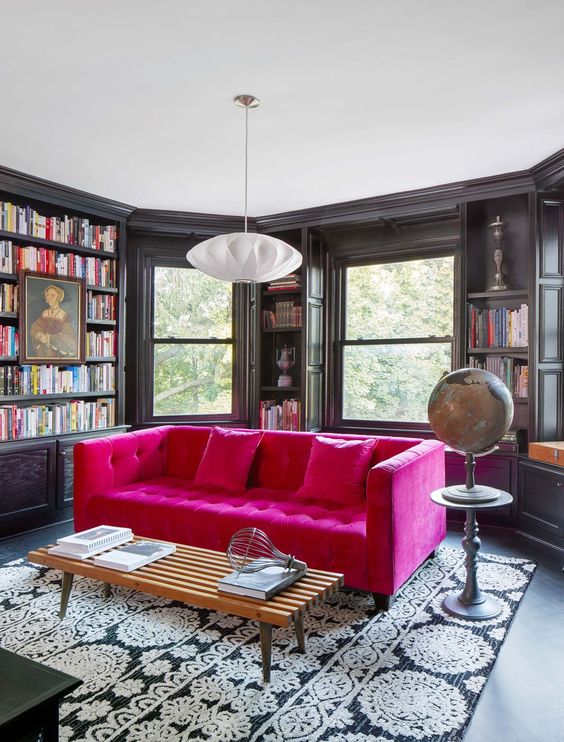 ροζ καναπές,ενσωμάτωση,διακόσμηση καθιστικού,ιδεές διακόσμησης καθιστικού