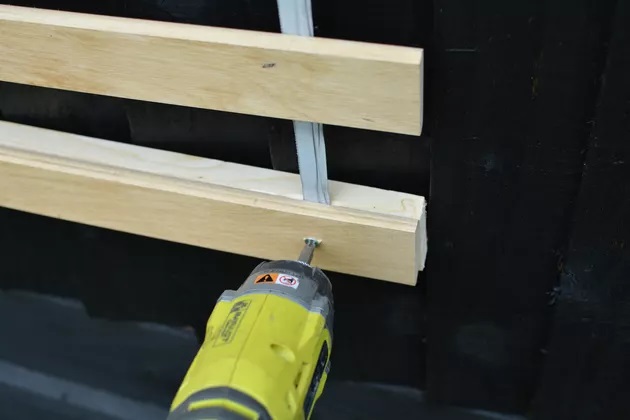 DIY κάθετος κήπος από IKEA LUROY τάβλες,DIY κάθετος κήπος,IKEA Hacks,για τον κήπο,DIY κατασκευές κήπου