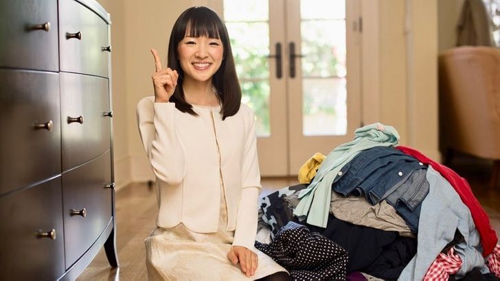 Marie Kondo,marie kondo μεθοδοσ,marie kondo tips,συμβουλές της Marie Kondo,χρήσιμα,konmari,konmari μεθοδοσ,konmari folding clothes