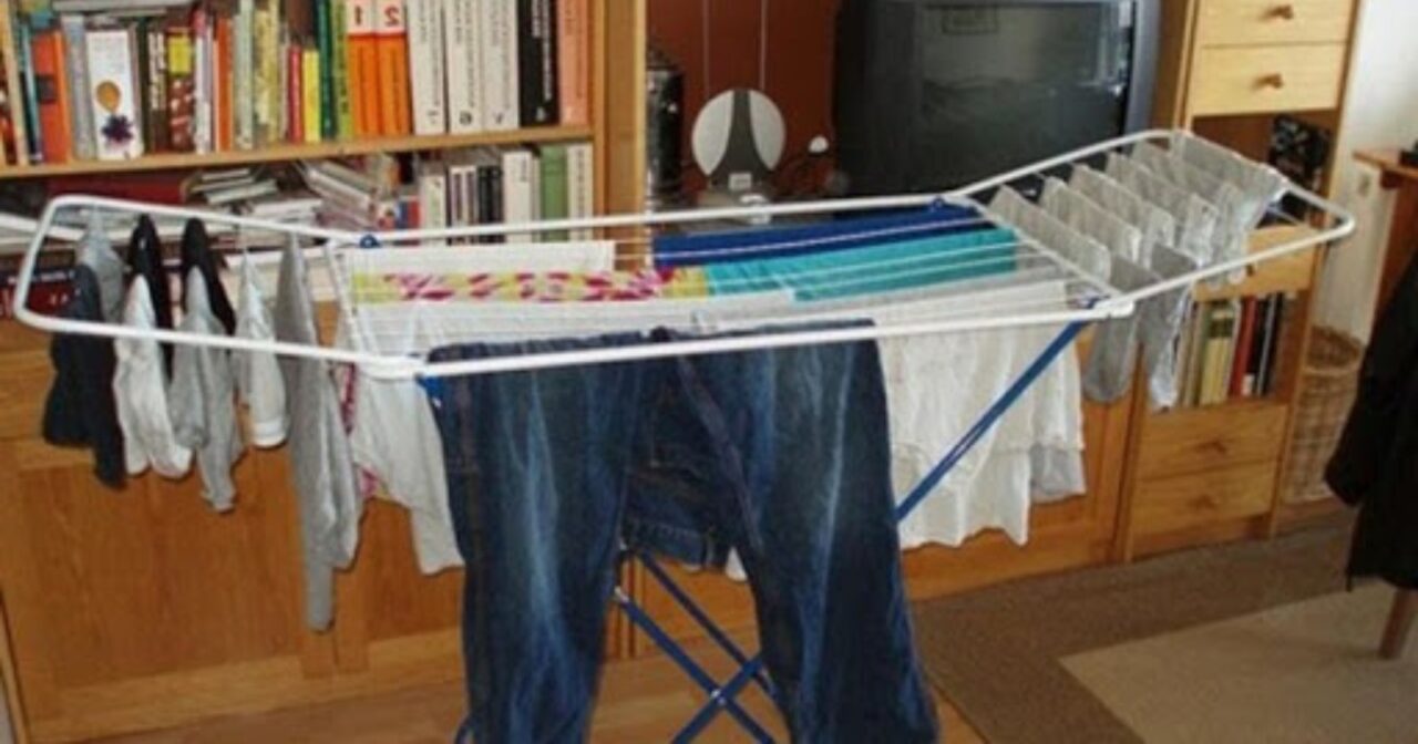 Πως να στεγνώνετε τα ρούχα σας πιο γρήγορα τον χειμώνα – 6 απλά πράγματα που πρέπει να κάνετε μετά το πλύσιμο