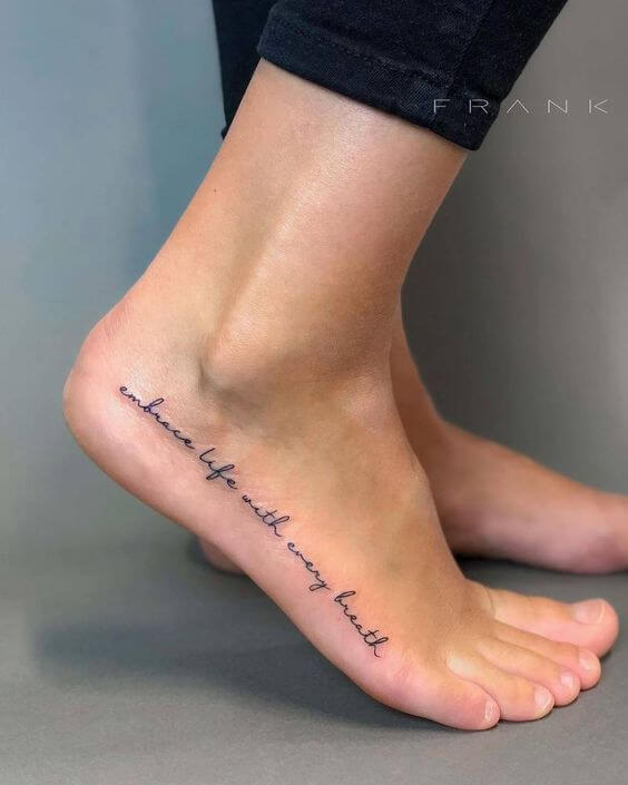 γυναικεία τατουάζ ποδιών,τατουάζ ποδιών,tattoo ποδιών,σχέδια τατουάζ ποδιών,ομορφιά,συμβουλεσ για τατουαζ