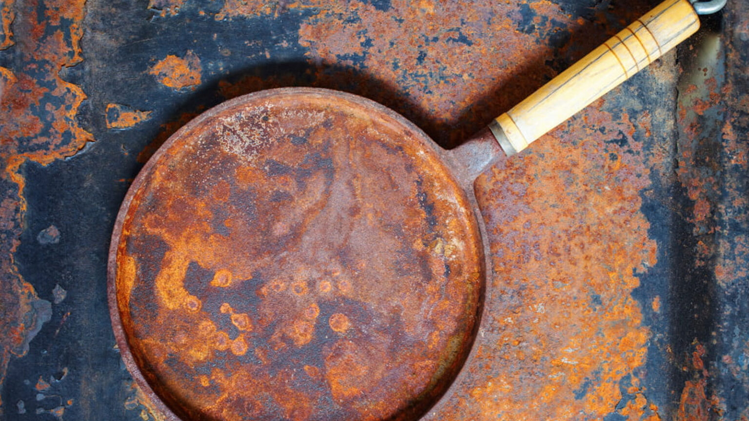 Σκουριά στο Σπίτι: 5 Φυσικοί Τρόποι για να Την Καθαρίσετε Μια Και Καλή - Οικονομικά Με Υλικά Που Έχεις Στο Σπίτι