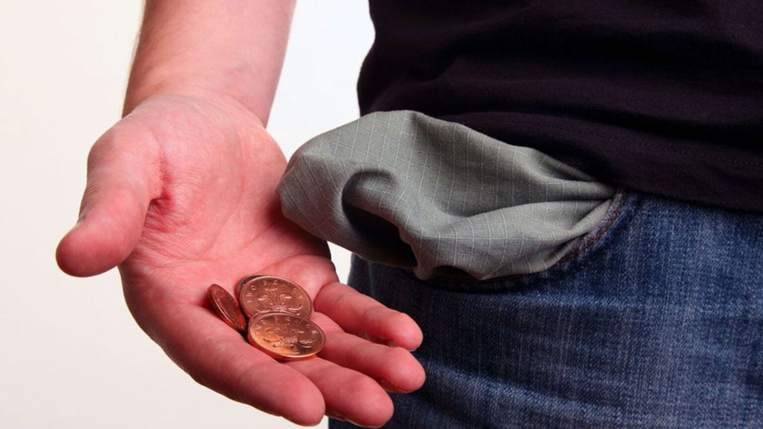 Σταμάτα Να Χαλάς Λεφτά: 3 Τρόποι Που Θα Σου "Ανοίξουν" Τα Μάτια