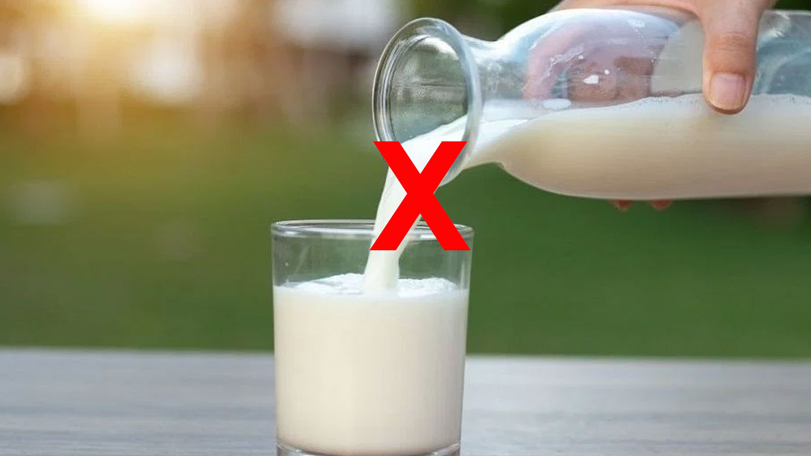 Μην Το Πετάς: Το ΛΗΓΜΕΝΟ Γάλα Κάνει Θαύματα – Χρήσεις Που Θα Αναφωνήσεις Ουάου
