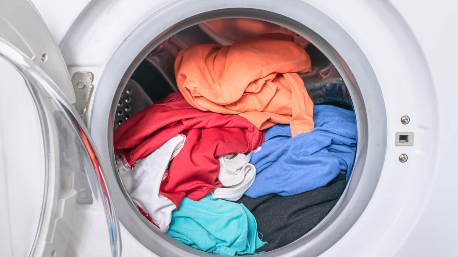 https://applianceexpresstx.com/washer-repair/why-is-your-washer-leaving-marks-on-your-clothing/