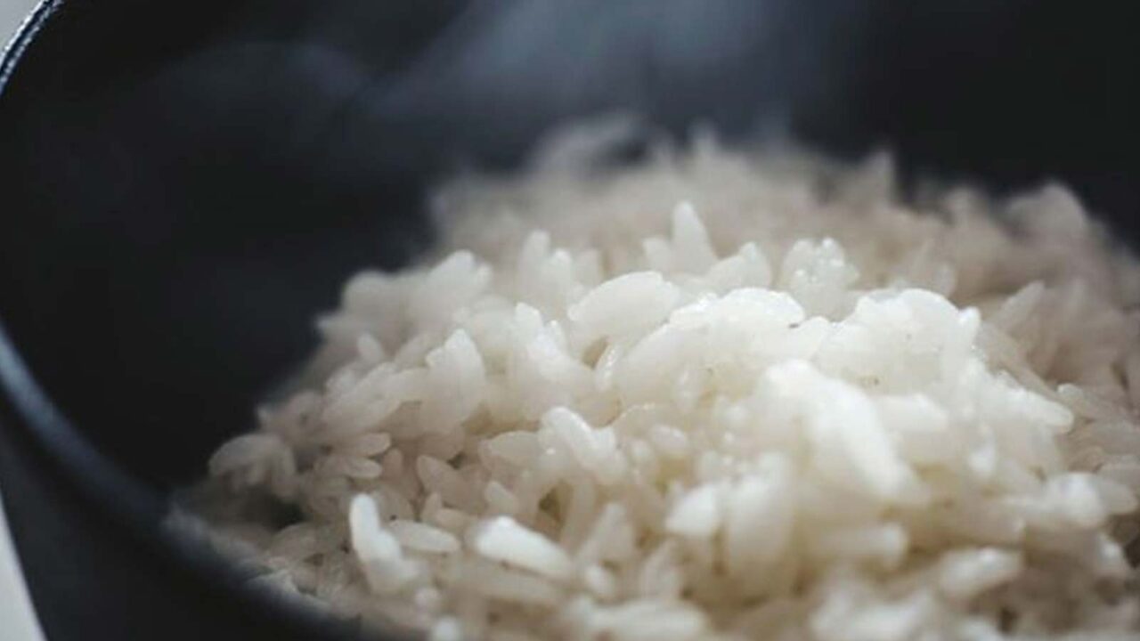 ξαναζεσταμένο ρύζι,τροφική δηλητηρίαση,συμβουλές υγείας,υγεία,διατροφή,συμβουλές διατροφής,