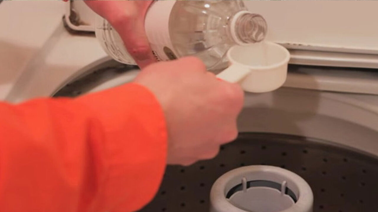 λευκό ξύδι,εμπορικά προϊόντα καθαρισμού,συμβουλές καθαρισμού,καθαρισμός,χρήσιμα,