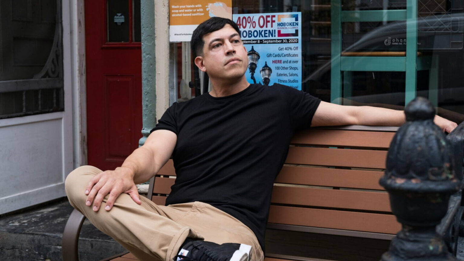 Πέντε καθημερινά σημάδια που δείχνουν ότι έχεις ξεμείνει μόνος (ακόμα κι αν δεν το έχεις συνειδητοποιήσει)