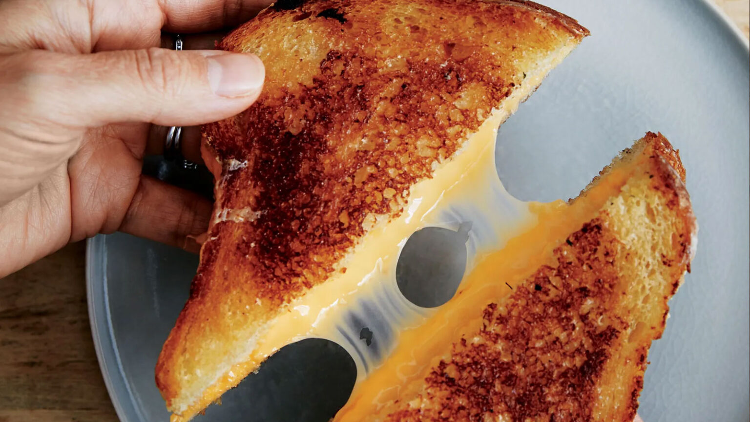 Τοστ: Τόσες Θερμίδες Έχει Και Δεν Είναι Όπως Θέλουμε Να Πιστεύουμε