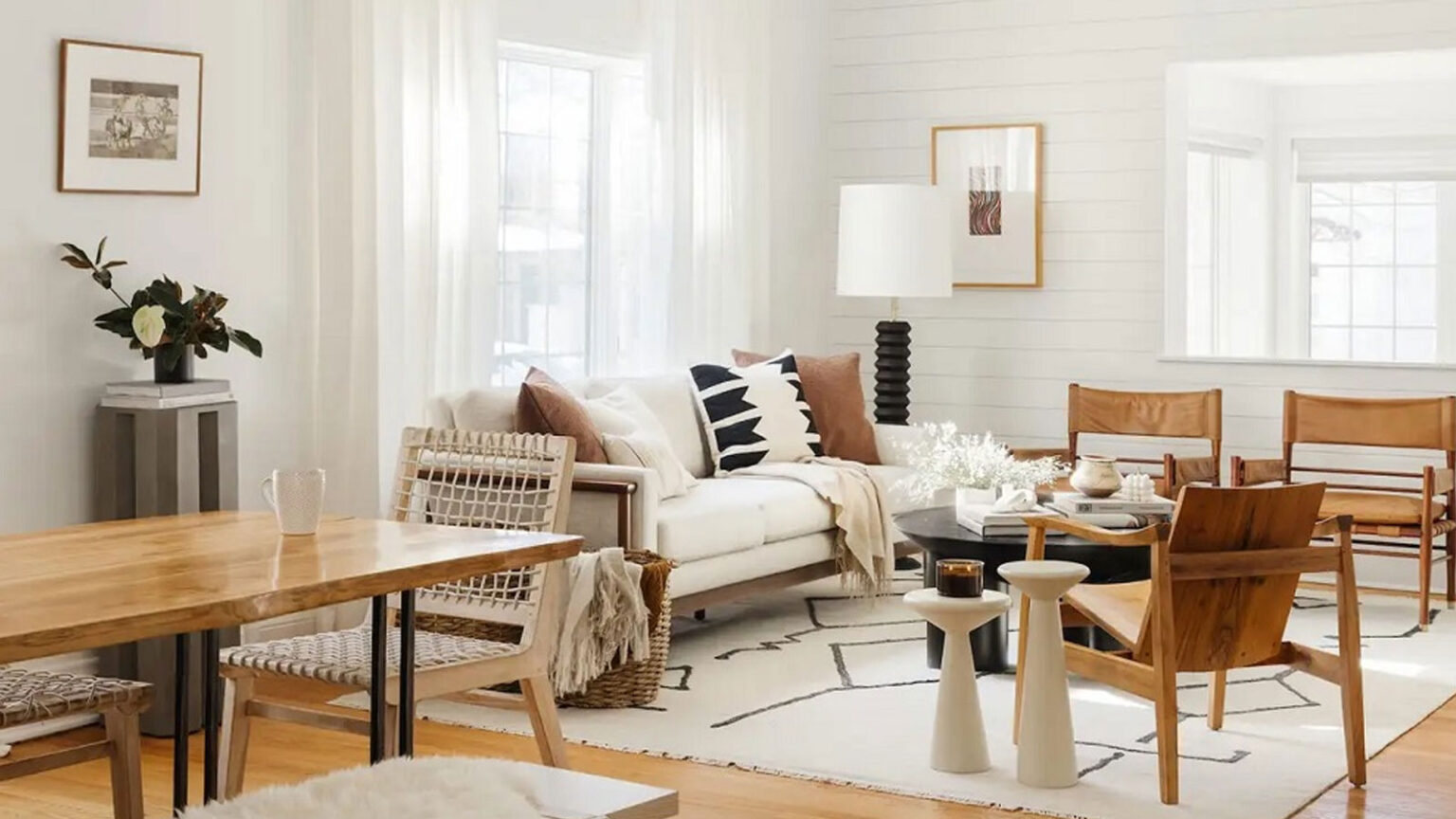 Πώς να Διορθώσετε μια Ανοιχτή Διαρρύθμιση Σπιτιού Σύμφωνα με τους Διακοσμητές