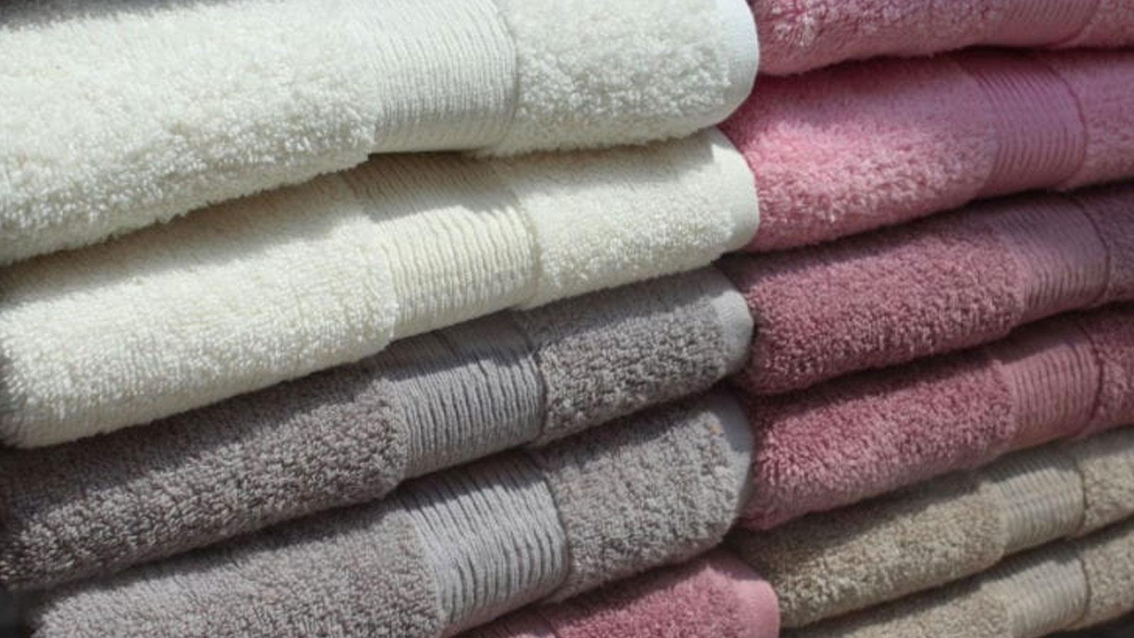 συμβουλές για πετσέτες,χρήσιμα,μαλακές πετσέτες,ρολάρισμα πετσετών,
