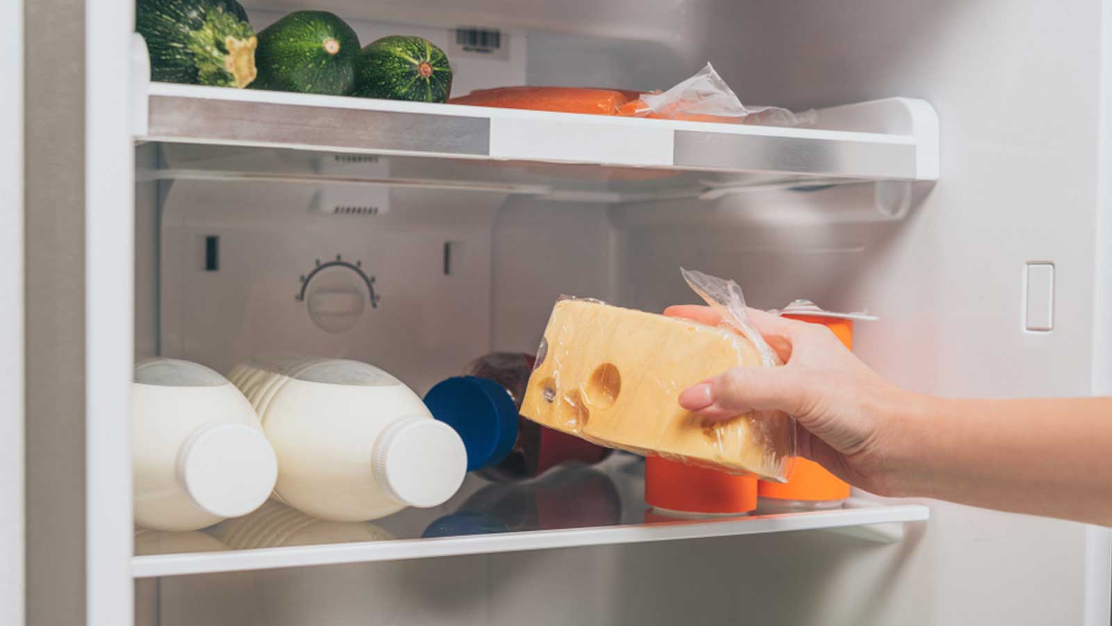 Γαλακτοκομικά Στην Πόρτα Του Ψυγείου: Η Λιστερίωση Και Η Καθοριστικής Σημασίας Οι Πρακτικές Των Καταναλωτών