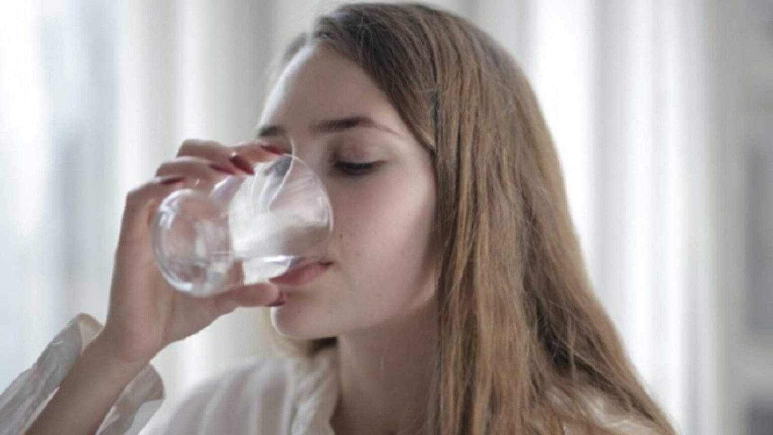 κατανάλωση νερού το πρωί,συμβουλές υγείας,υγεία,διατροφή,συμβουλές διατροφής,