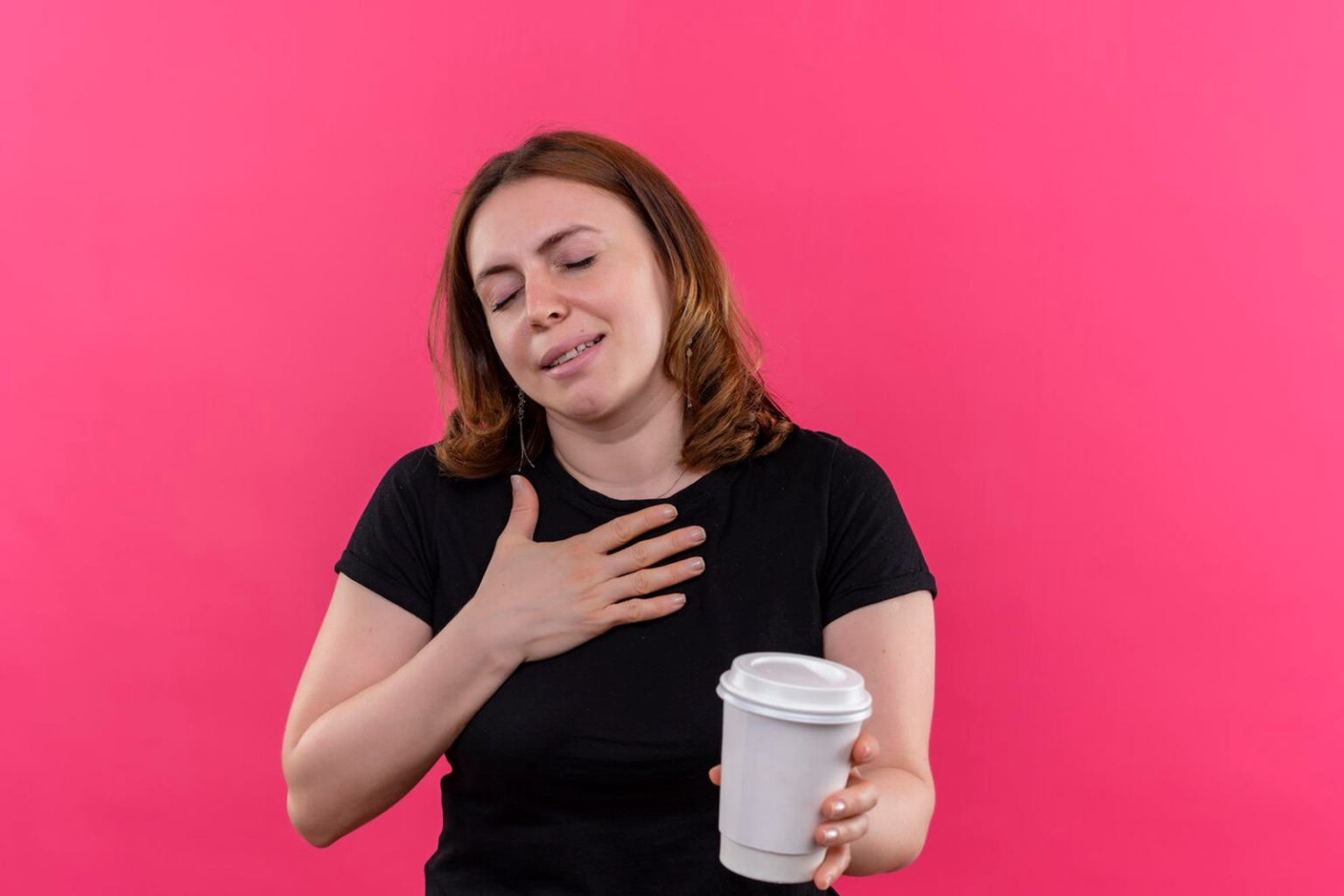 Πόση Καφεΐνη Είναι Υπερβολική για την Καρδιά σας; Φτανετε το 400 χιλιοστόγραμμα την ημέρα; Οι επιπτώσεις