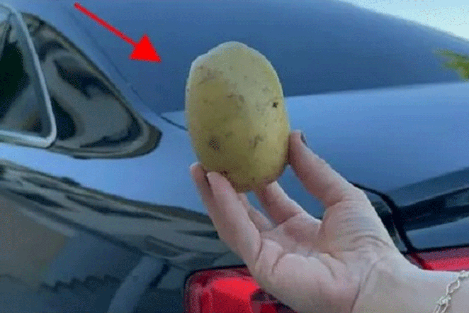 Γιατί να Χρησιμοποιήσετε μια Πατάτα στο Αυτοκίνητό σας