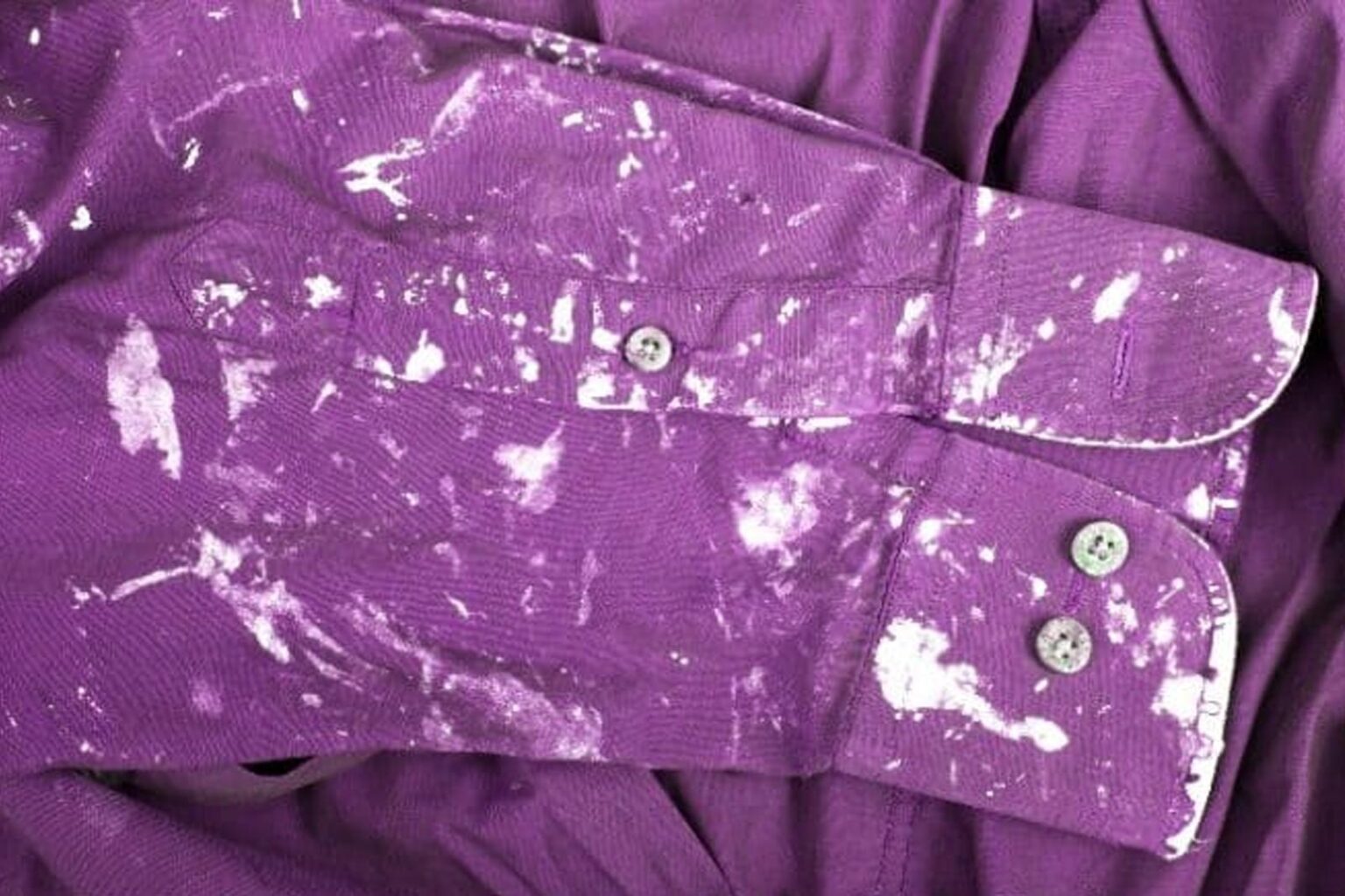 Πώς να βγάλετε χρώματα και μπογιές από τα ρούχα: 3 Μέθοδοι που λειτουργούν πραγματικά σύμφωνα με 3 Ειδικούς στο χρώμα