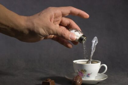 Αλάτι στον Καφέ: Τα Εκπληκτικά Οφέλη για την Υγεία