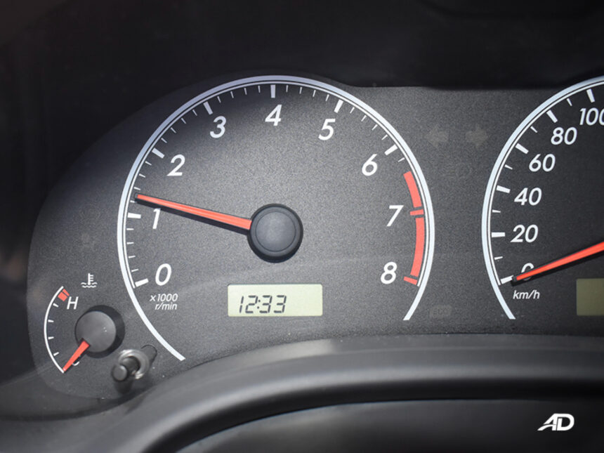 Πώς να ζεστάνεις γρήγορα την καμπίνα του αυτοκινήτου με ένα απλό τρικ