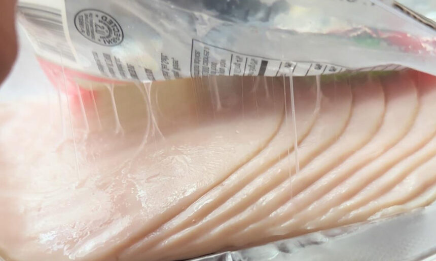 Γλίτσα στα αλλαντικά: Τα τρώμε ή... μπα;