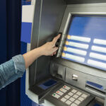 ανάλυψη μετρητών από atm
