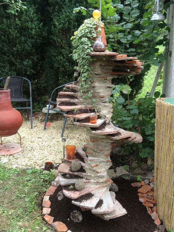 DIY κατασκευές με παλιά κεραμίδια - Μην τα πετάς, δώσε ζωή