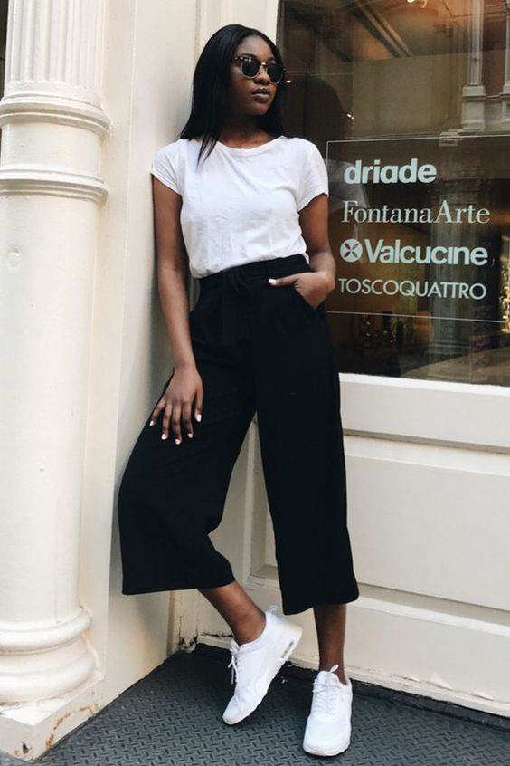 20 μοναδικά outfits με λευκό T-shirt για να μοιάζεις σαν μοντέλο κάθε μέρα