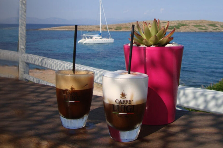 Φραπέ, Freddo Espresso ή Freddo Cappuccino: Ποια είναι η καλύτερη επιλογή για την υγεία μας