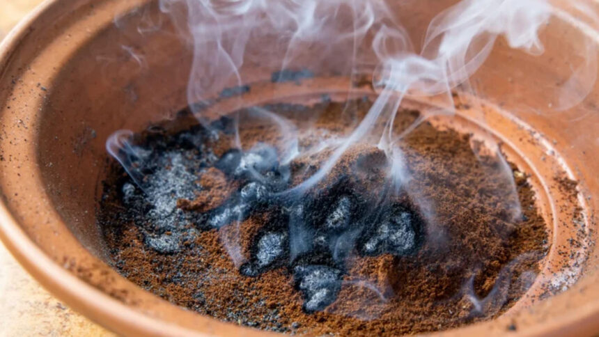 Γιατί πρέπει να καις καφέ στο σπίτι