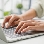 Ρωτήσαμε το ChatGPT τι μπορείς να κάνεις για online εισόδημα μέχρι και 3.000€ και ιδού τι απάντησε