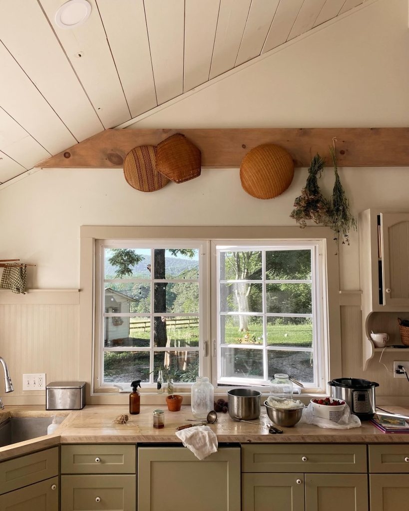 ΚΟΡΥΦΑΙΕΣ Ιδέες Διακόσμησης Κουζίνας για το Φθινόπωρο 2025