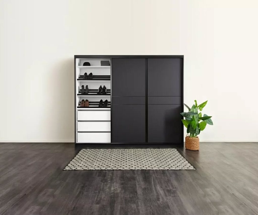 Συρόμενες ντουλάπες: 18 σχέδια για το 2025 που θα απογειώσουν το υπνοδωμάτιο 13 Συρόμενες ντουλάπες: 18 σχέδια για το 2025 που θα απογειώσουν το υπνοδωμάτιο