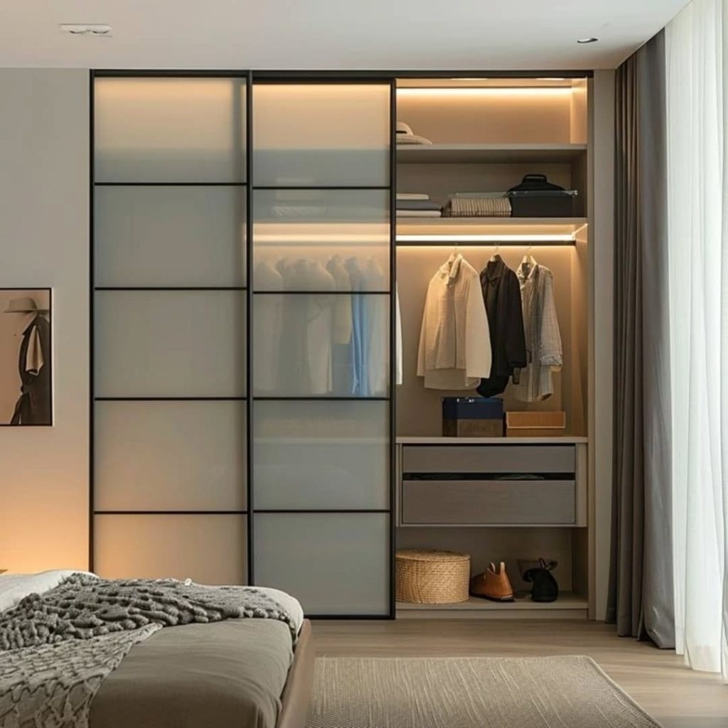 Συρόμενες ντουλάπες: 18 σχέδια για το 2025 που θα απογειώσουν το υπνοδωμάτιο 8 Συρόμενες ντουλάπες: 18 σχέδια για το 2025 που θα απογειώσουν το υπνοδωμάτιο