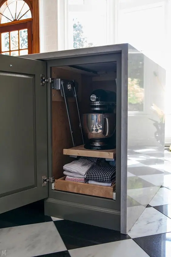 30 Πανέξυπνες Ιδέες για να κρύψεις τις οικιακές συσκευές στην κουζίνα και να γλυτώσεις την ακαταστασία 16 30 Πανέξυπνες Ιδέες για να κρύψεις τις οικιακές συσκευές στην κουζίνα και να γλυτώσεις την ακαταστασία