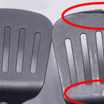 Οι μαύρες σπάτουλες, πιρούνες και κουτάλες σιλικόνης λιώνουν επικίνδυνα μέσα στο φαγητό μας