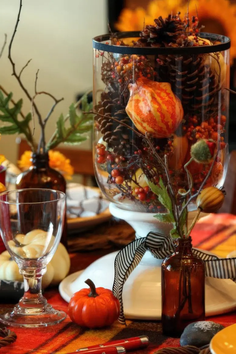 41 ιδέες φθινοπωρινής διακόσμησης με γυάλινα μπουκάλια, βάζα και γυαλικά