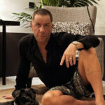 Γιώργος Μαζωνάκης: Δείτε το εντυπωσιακό σπίτι του - Σύγχρονη αρχιτεκτονική με αντικείμενα από τα ταξίδια του