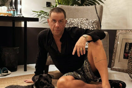 Γιώργος Μαζωνάκης: Δείτε το εντυπωσιακό σπίτι του - Σύγχρονη αρχιτεκτονική με αντικείμενα από τα ταξίδια του