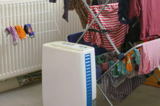 Στέγνωμα ρούχων με αφυγραντήρα