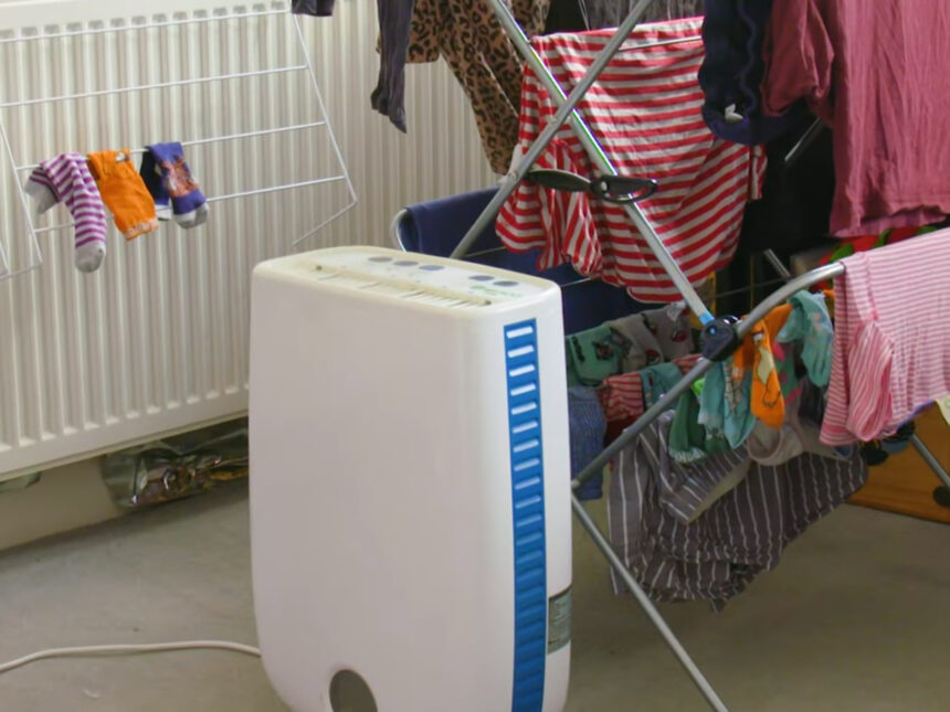 Στέγνωμα ρούχων με αφυγραντήρα