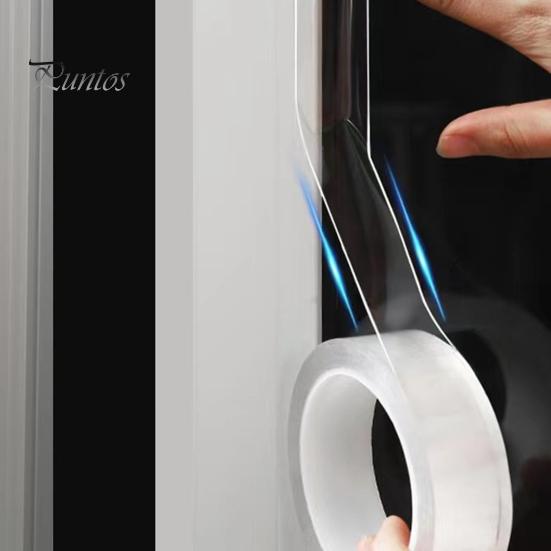 7 εύκολες αναβαθμίσεις που έκανα στο σπίτι για να το διατηρήσω ζεστό αυτόν τον χειμώνα - Mειώνουμε και τους λογαριασμούς ρεύματος 2 Τοποθετήστε θερμομονωτικές ταινίες σε πόρτες και παράθυρα για μόνωση