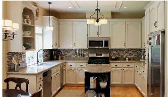 9 παραδείγματα ΠΡΙΝ & ΜΕΤΑ πώς το χρώμα στα ντουλάπια μπορεί να αλλάξει μια παλιά κουζίνα