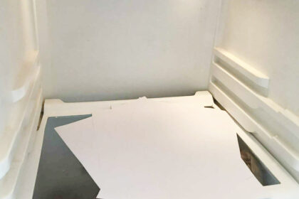 χαρτί μέσα στο ψυγείο