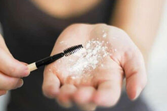 To Ταλκ στην υπηρεσία της ομορφιάς: 5 κόλπα που θα σας λύσουν τα χέρια