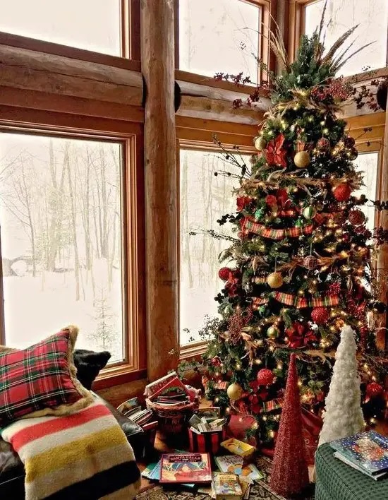 60 Μοναδικές φωτογραφίες διακόσμησης του Χριστουγεννιάτικου δέντρου μόνο για εσένα που λατρεύεις τα Χριστούγεννα